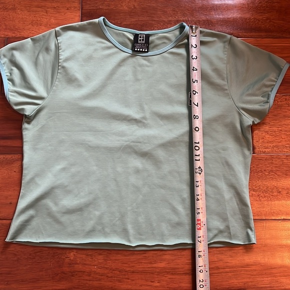 Women's NIKE TENNIS short sleeve DRI-FIT Shirt GREEN L 12-14 - Re-worked - Picture 7 of 8